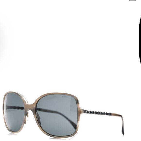 CHANEL Lambskin Square Chain Sunglasses
Nordstrom tag only no box main image 8